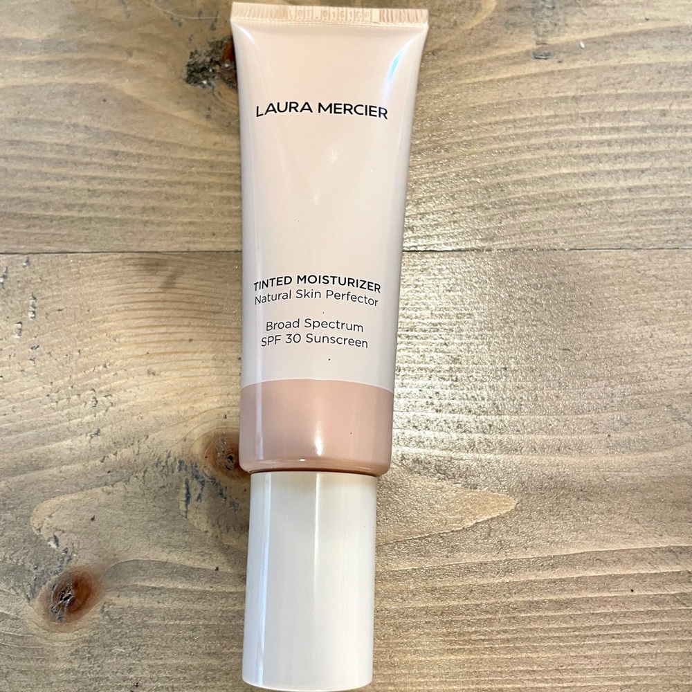 Laura Mercier Tinted Moisturizer 1N2 Vanille